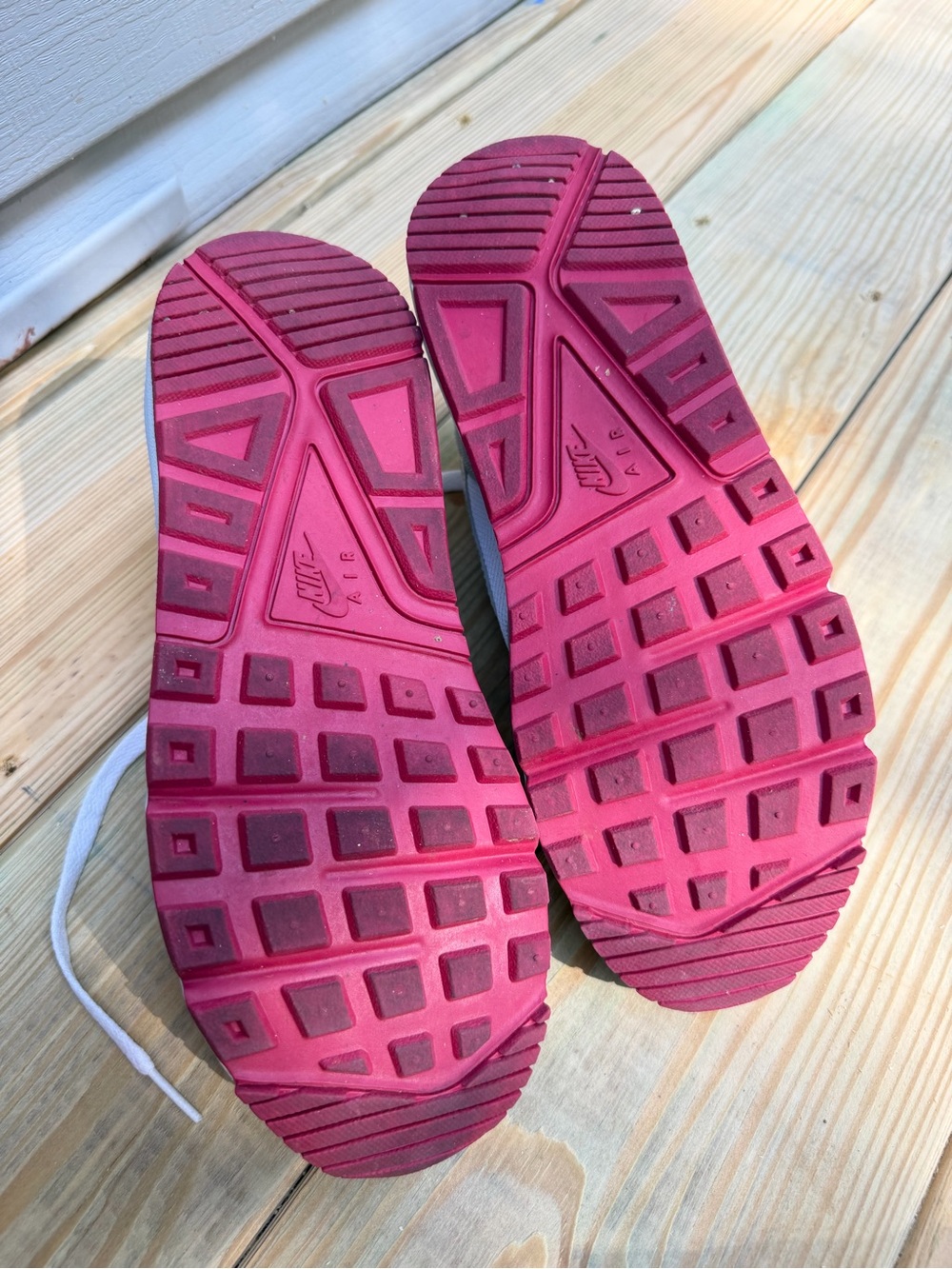 Nike Air Max Correlate Grey Fuchsia Metallic Silver Women’s 8 Sneakers - Picture 6 of 6